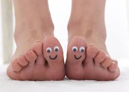 HOW TO MAKE HAPPY FEET
